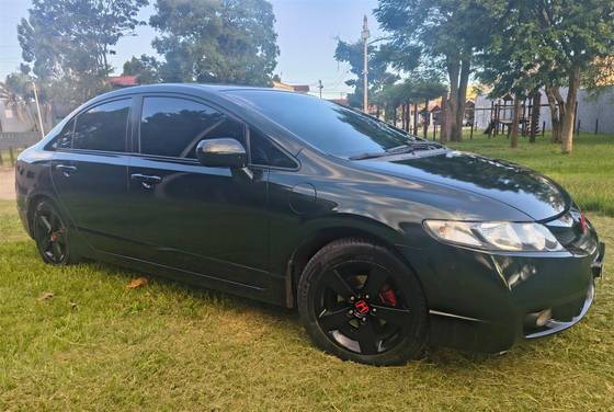 HONDA CIVIC 1.8 LXS 16V FLEX 4P MANUAL HONDA CIVIC 1.8 LXS 16V FLEX 4P MANUAL